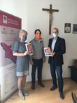 Ředitelka Slezské Diakonie se zástupci společnosti T-Mobile