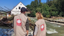 Charita pro oběti povodní: uvolňujeme 16 milionů korun pro bezprostřední pomoc zasaženým lidem