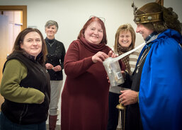 Zaměstnanci Biskupství ostravsko-opavského přispívají do tříkrálové kasičky